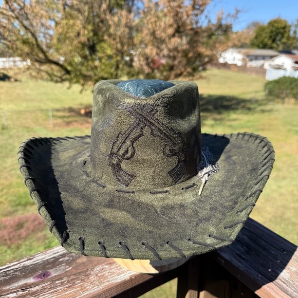 Hand Burned Crossed Pistols on Suede Hat with Tooled Leather - Picture 1 of 5